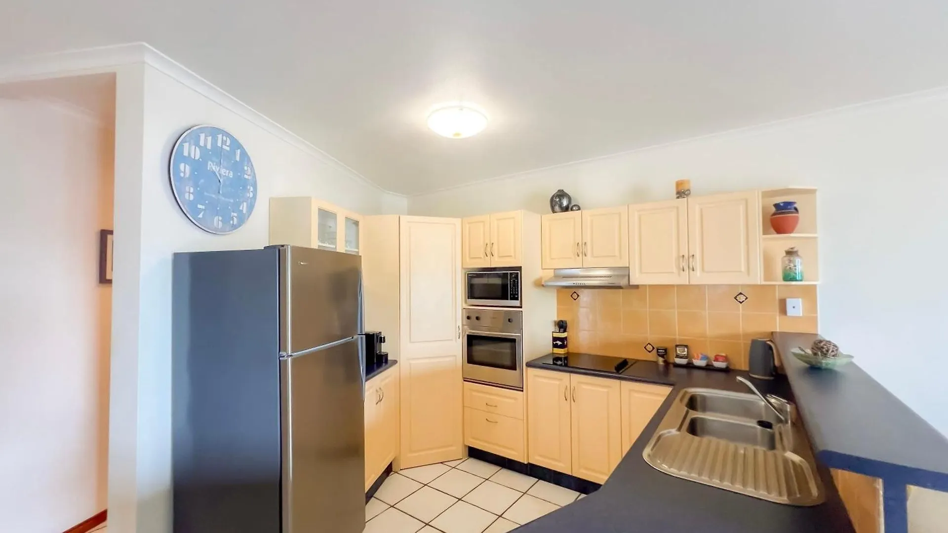 Apartment La Riviera One Coastal Life Style One Bedroom South Mission Beach